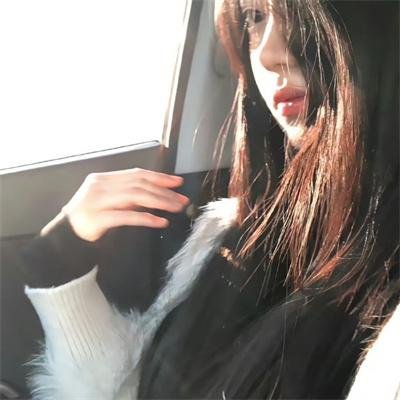 我才不要和人类恋爱呢